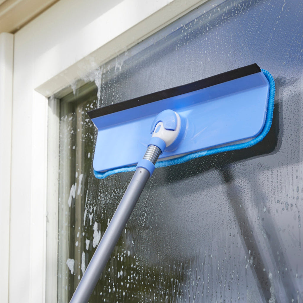 Simply Lakeland Extendable Window Wash & Squeegee