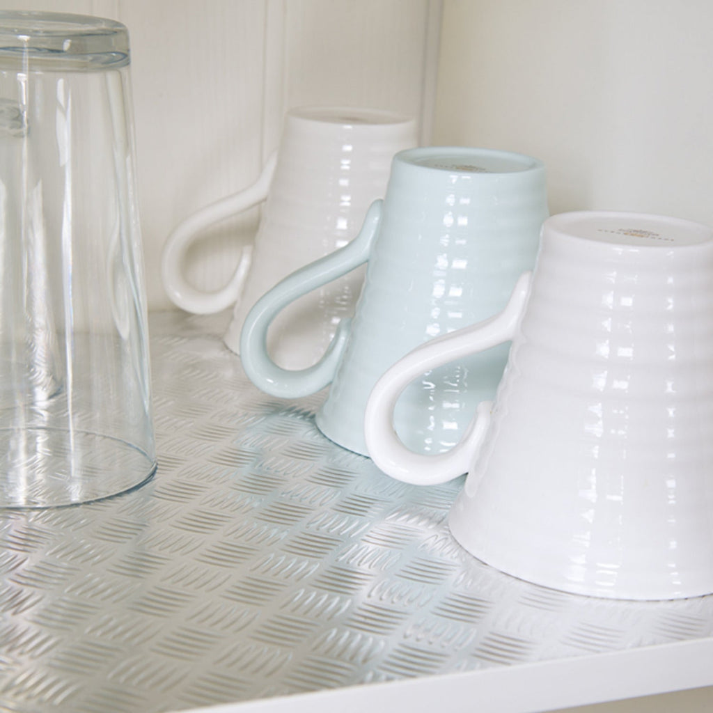 Self Adhesive Cut To Fit Metallic Shelf Liner 1.5m