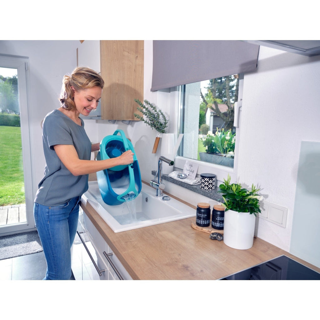 Leifheit Clean Twist Disc Mop with Wheeled Bucket