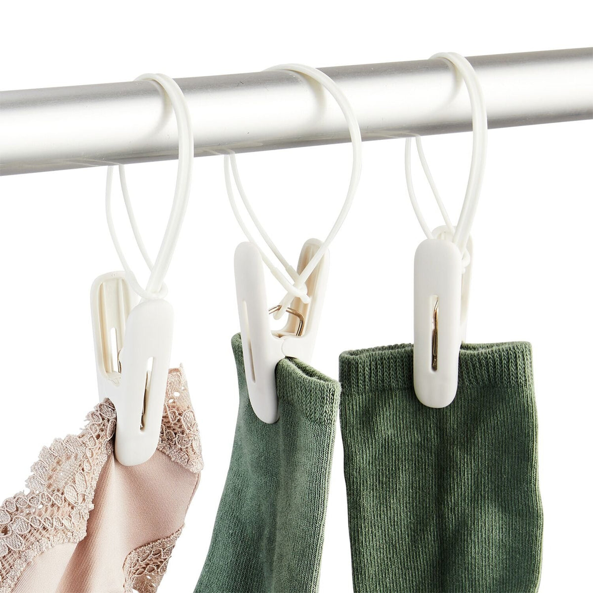 Lakeland Hanging Pegs – Pack of 12