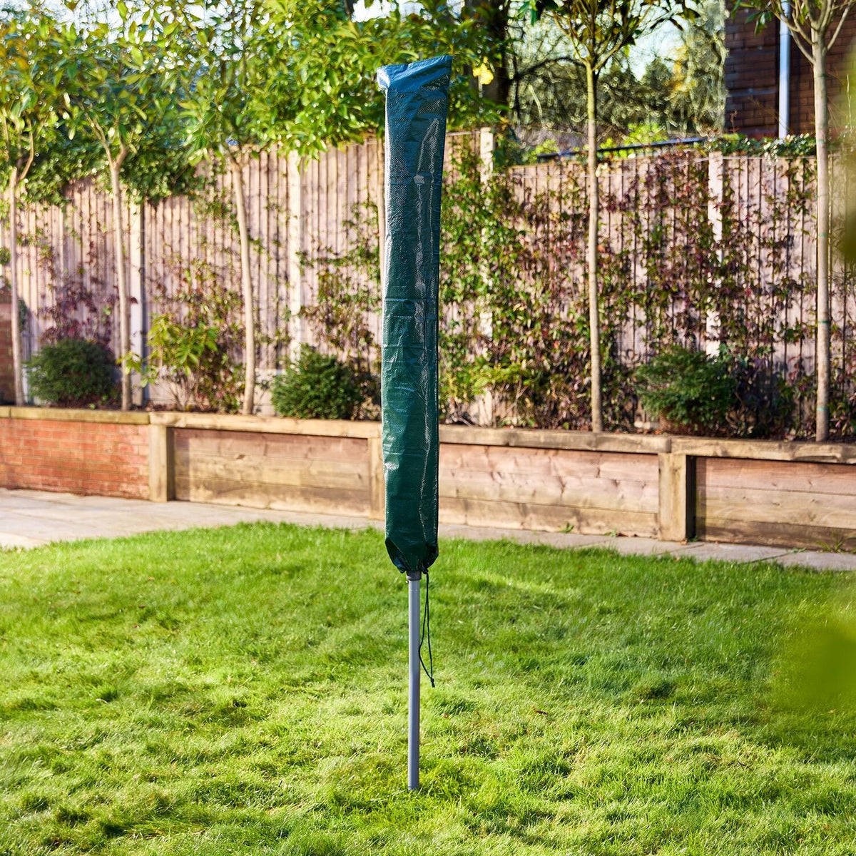 Lakeland 40m Lift and Lock Rotary Airer with Cover