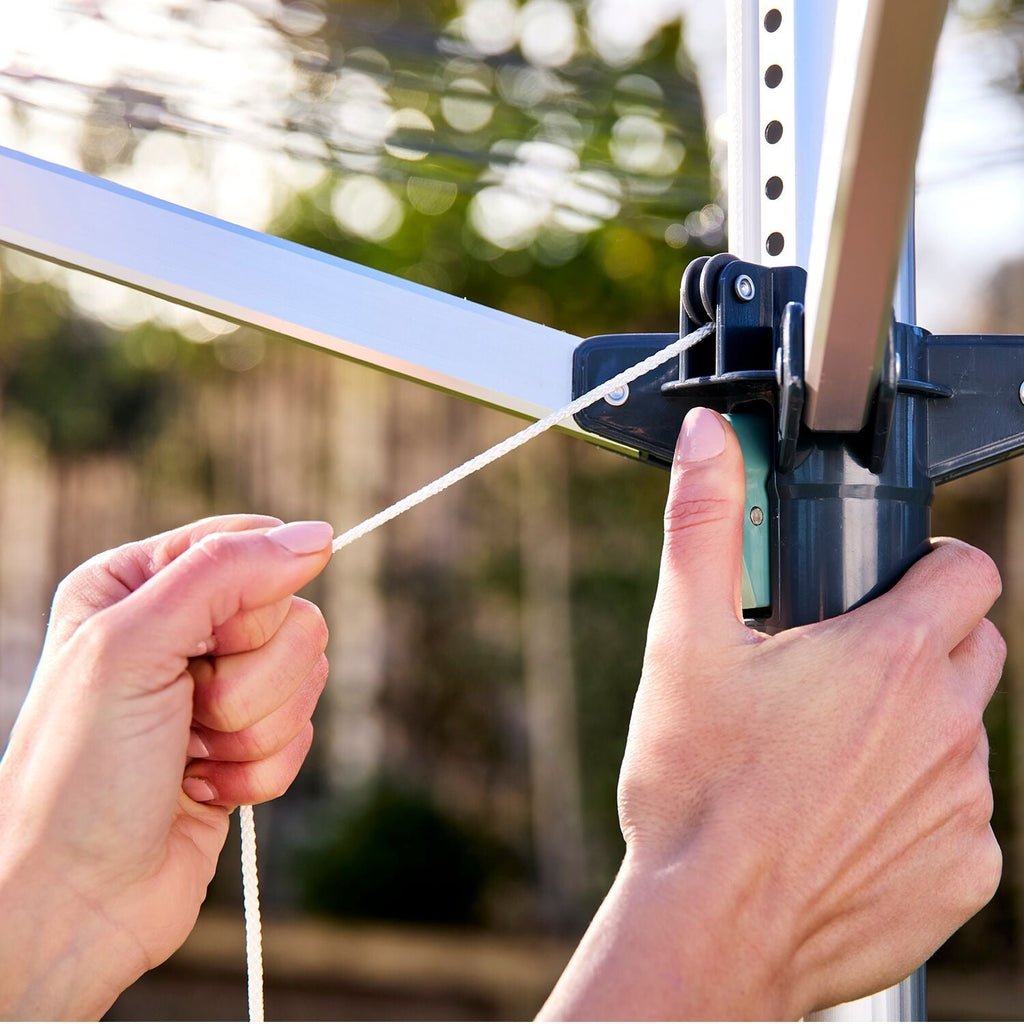 Lakeland 60m Easy Pull Rotary Airer