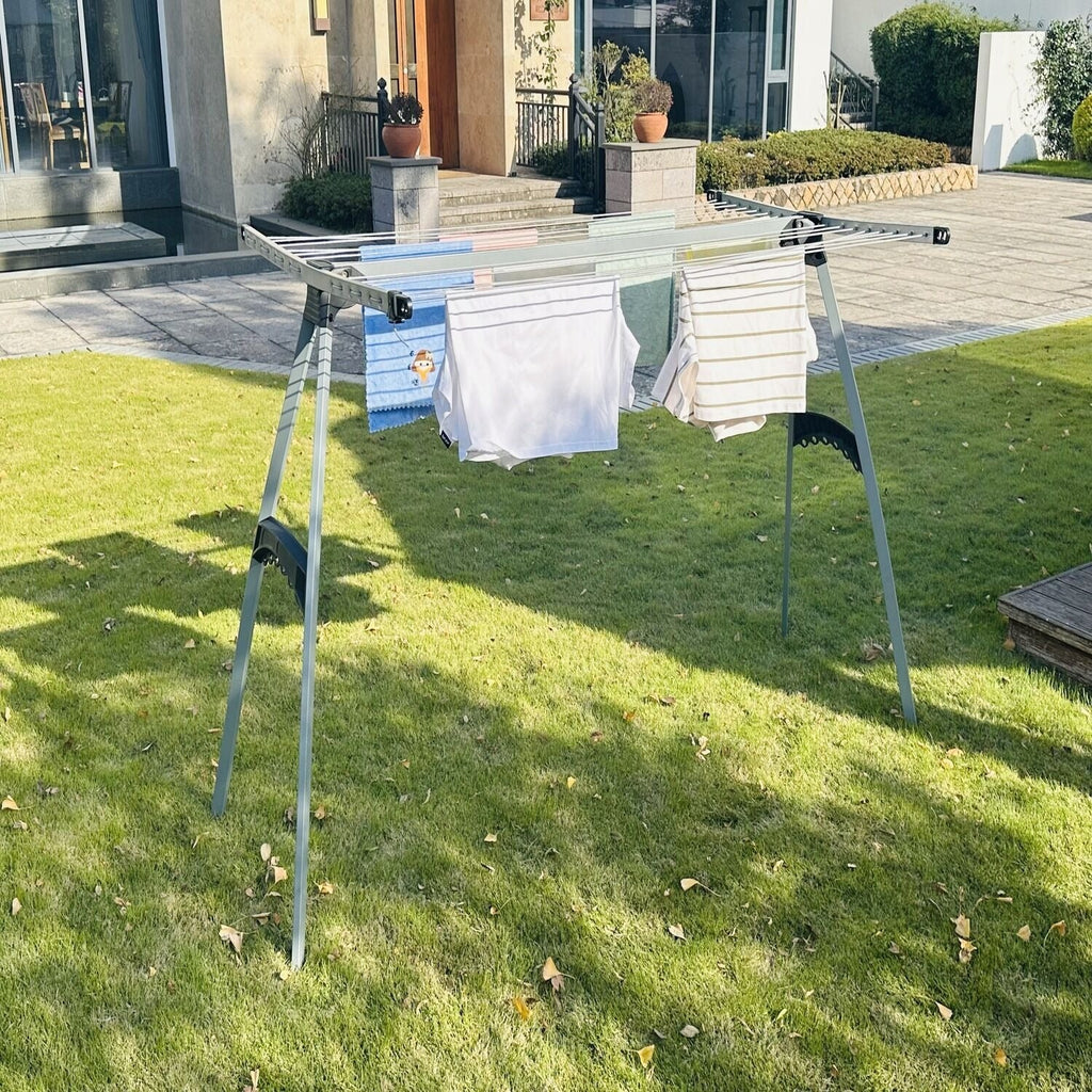 Lakeland Large Foldable Free Standing Airer