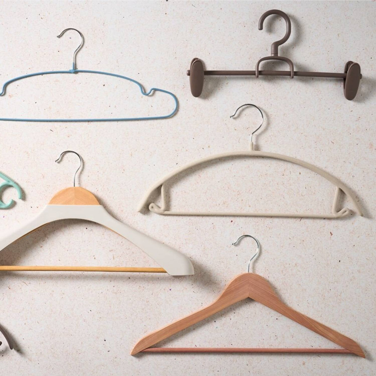 Lakeland Deluxe Anti-Slip Hangers – Set of 5