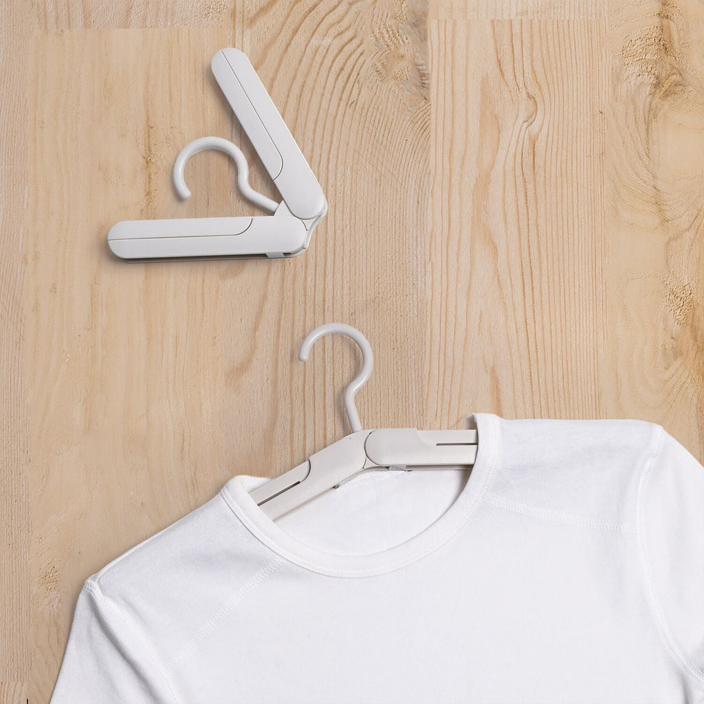 Lakeland Foldable Travel Hangers – Pack of 2